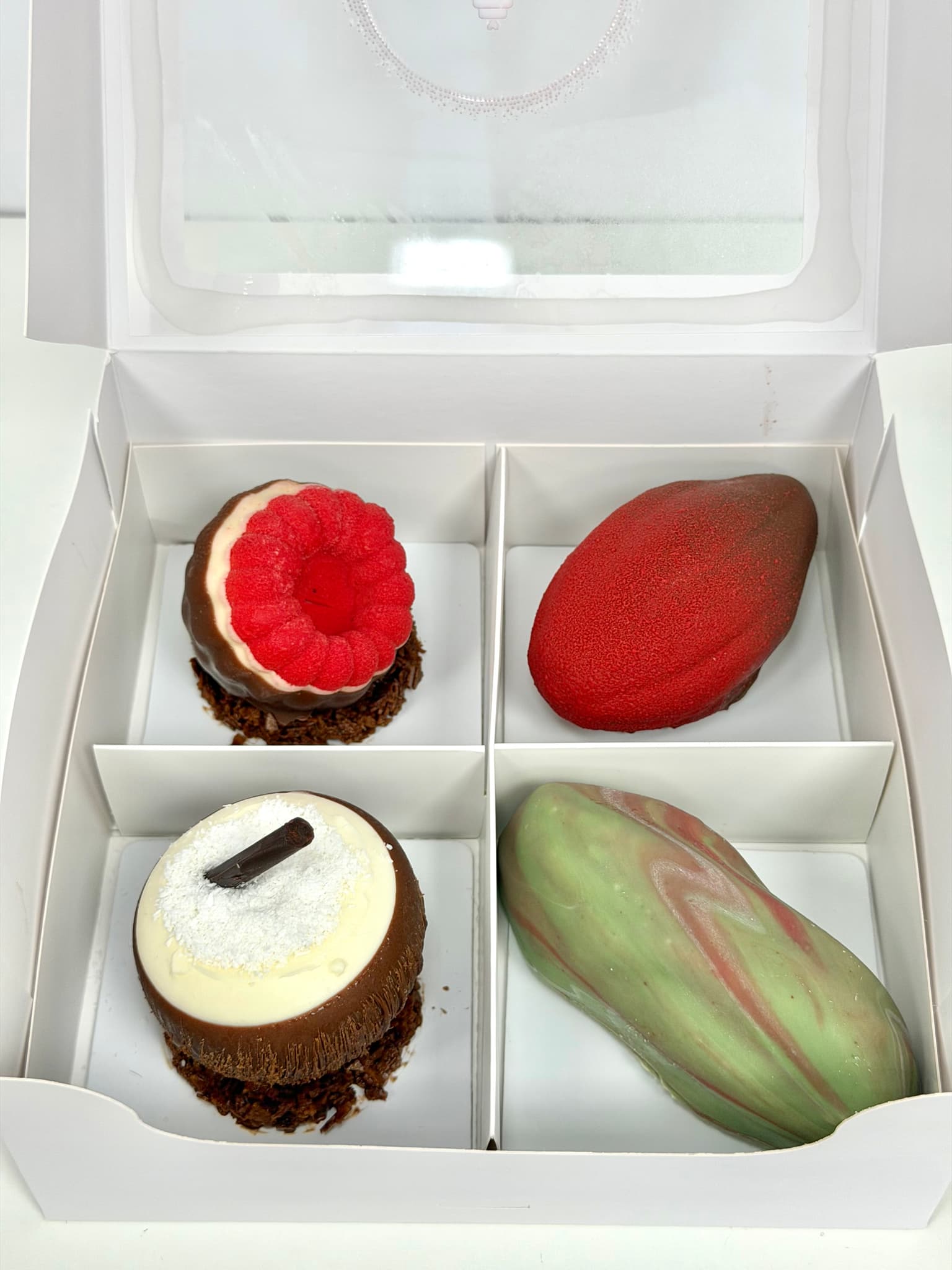 Box 4 Prajituri Fruct